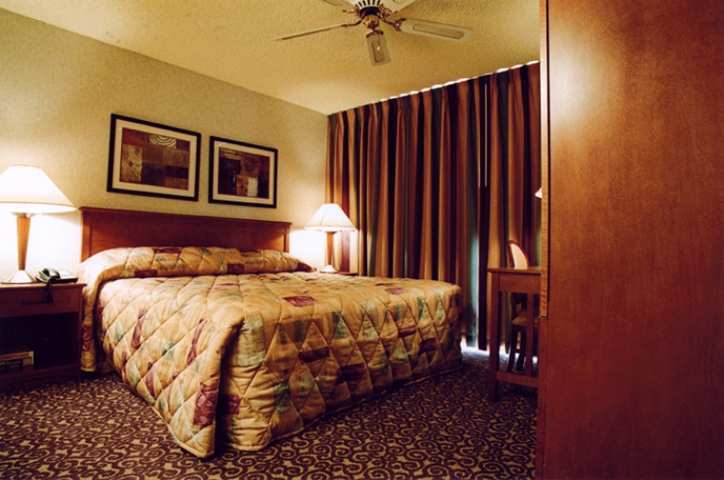 Embassy Suites By Hilton Oklahoma City Will Rogers Airport Quarto foto