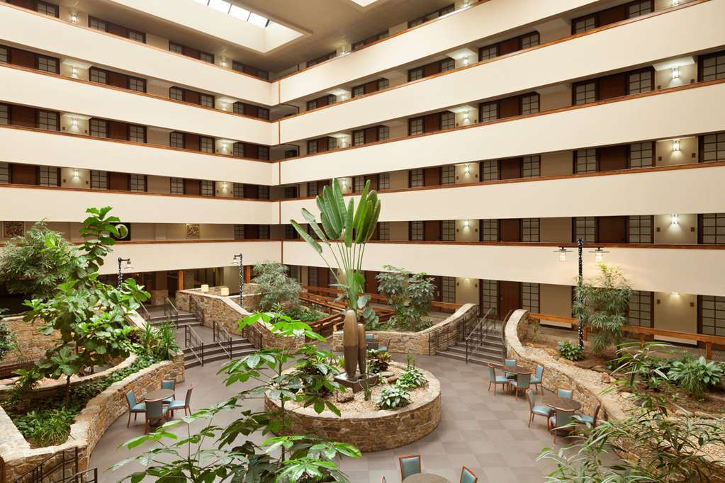 Embassy Suites By Hilton Oklahoma City Will Rogers Airport Interior foto